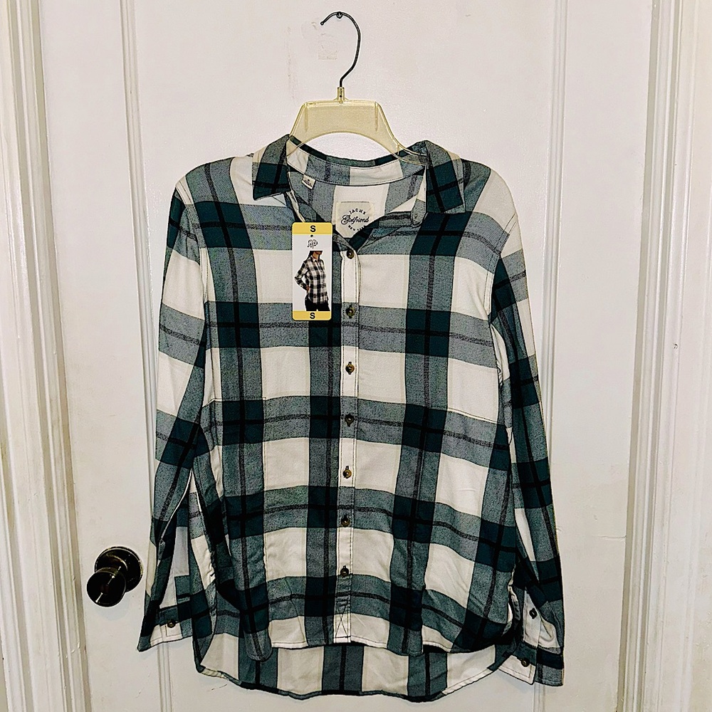 Jachs Girlfriend: Button-Down Checkered Long Sleeve Shirt